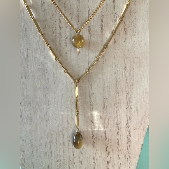 Natural Agate Stones Polished teardrop Pendant & Gold plated layered necklace - Picture 2 of 6